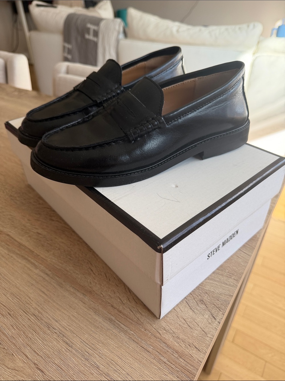 Steve Madden Black Leather Loafers